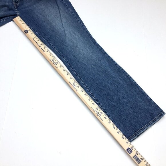 Levi's 515 Women's Jeans Boot Cut Medium Wash Stretch size 10 length 31" - Picture 5 of 12